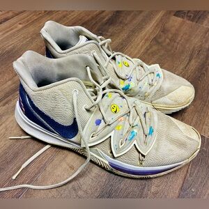 Nike Kyrie 5 "Have A Nike Day” Sneakers